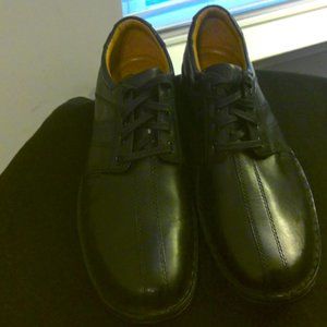 Clarks Men's Oxford Shoe Black Size 13M